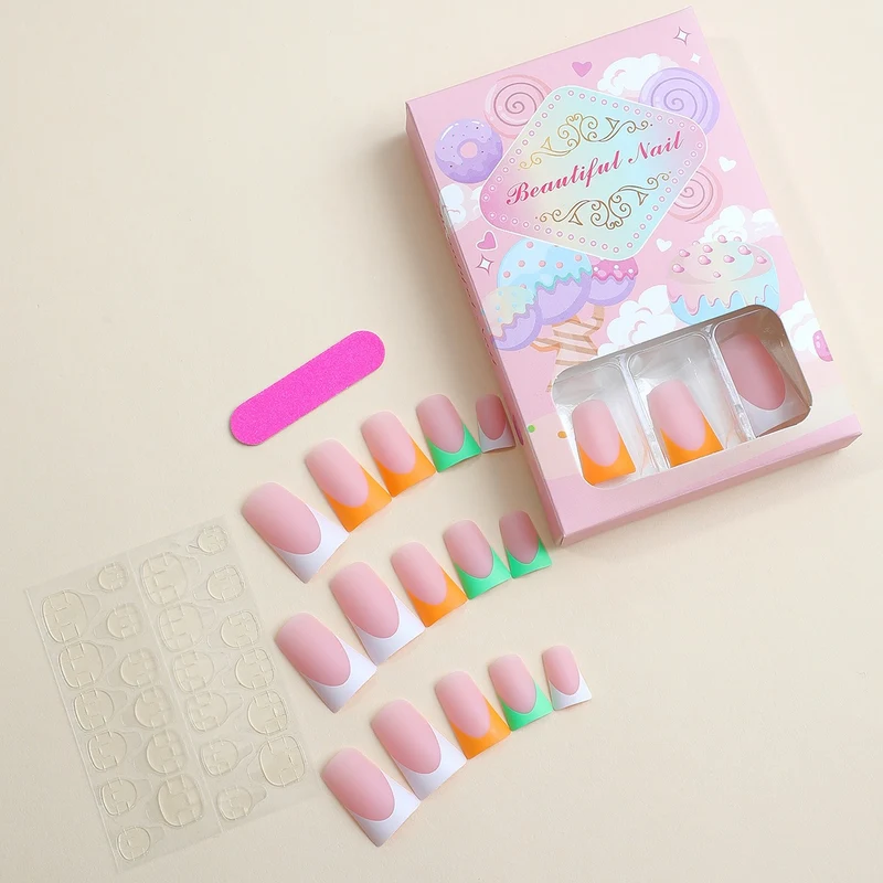 Kunstnagelset mit kreativem Farbverlauf Brehn