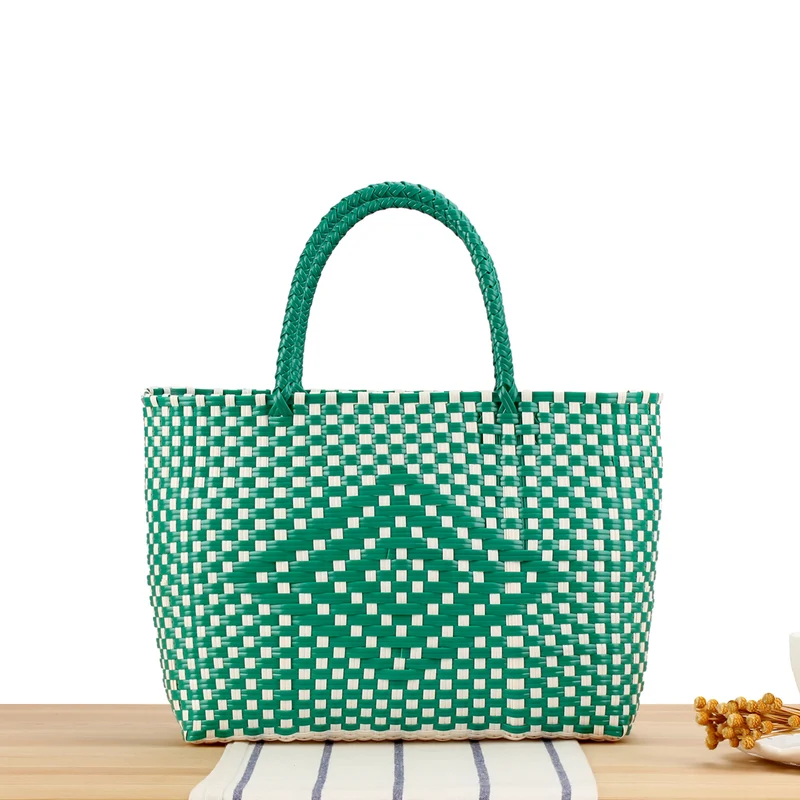 Geflochtene Tragetasche aus robustem Material mit strukturierter Oberfläche Skanto