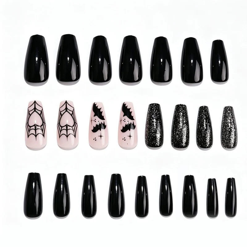 Kunstnagelset mit Halloween-Motiv und schaurigen Designs Brehn