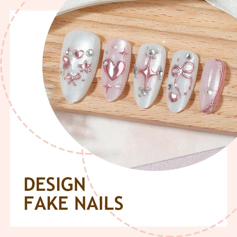 Kunstnagelset mit Glitzer- und Blumenakzenten Brehn