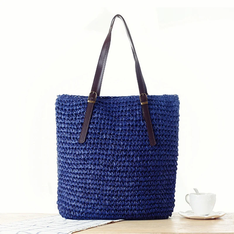 Geflochtene Strandtasche mit robusten Ledergriffen Skanto