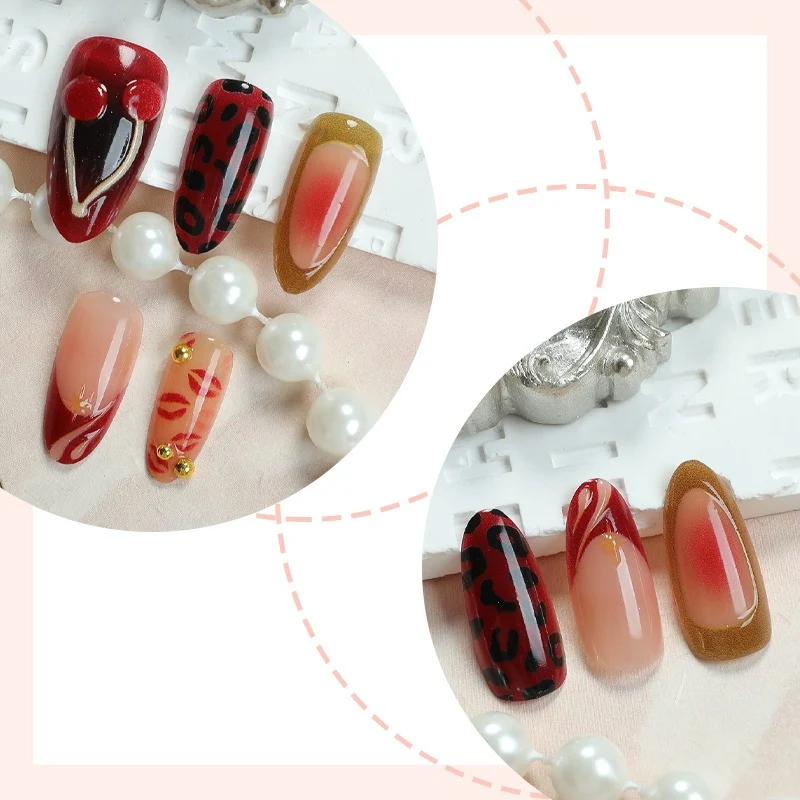 Kunstnagelset mit glamourösen Tierdruck und eleganten Akzenten Brehn