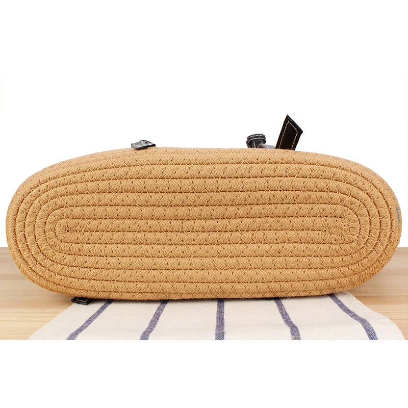 Geflochtene Strandtasche mit eleganten Kunstledergriffen Skanto