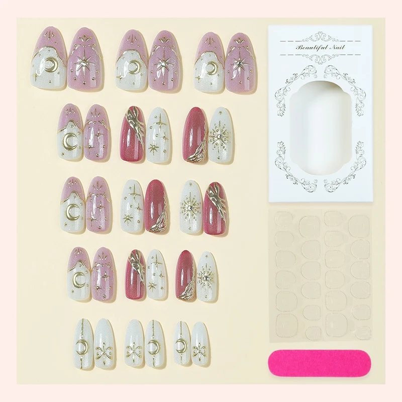 Kunstnagelset mit glamourösen Glitter- und Sternakzenten Brehn