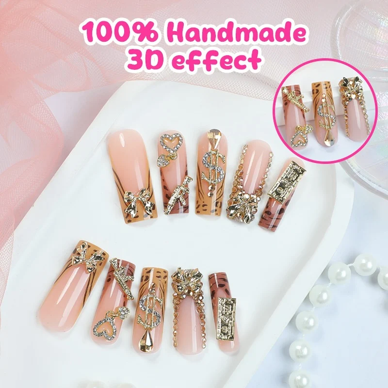 Kunstnagelset mit glamourösen Designs und 3D-Akzenten Brehn