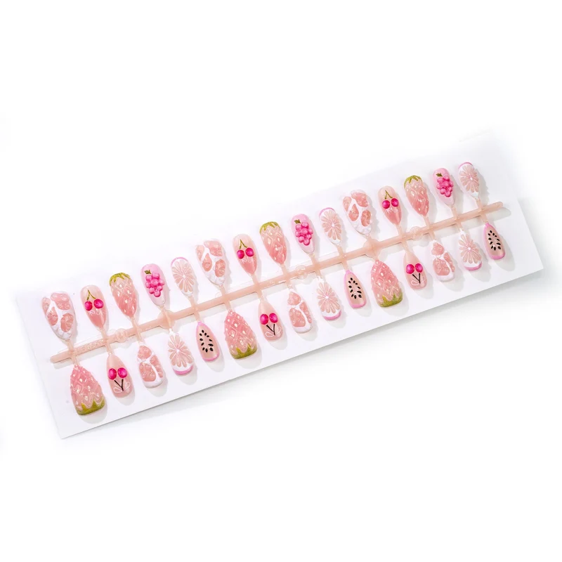 Künstliches Nail Art Set mit frischen Früchte-Designs Brehn