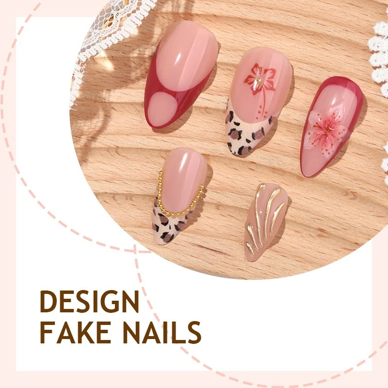 Kunstnagelset mit glamourösen Blüten- und Glitzerelementen Brehn