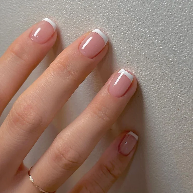 Kunstnagelset mit glamourösem Leopardenmuster und eleganten Schleifen Brehn
