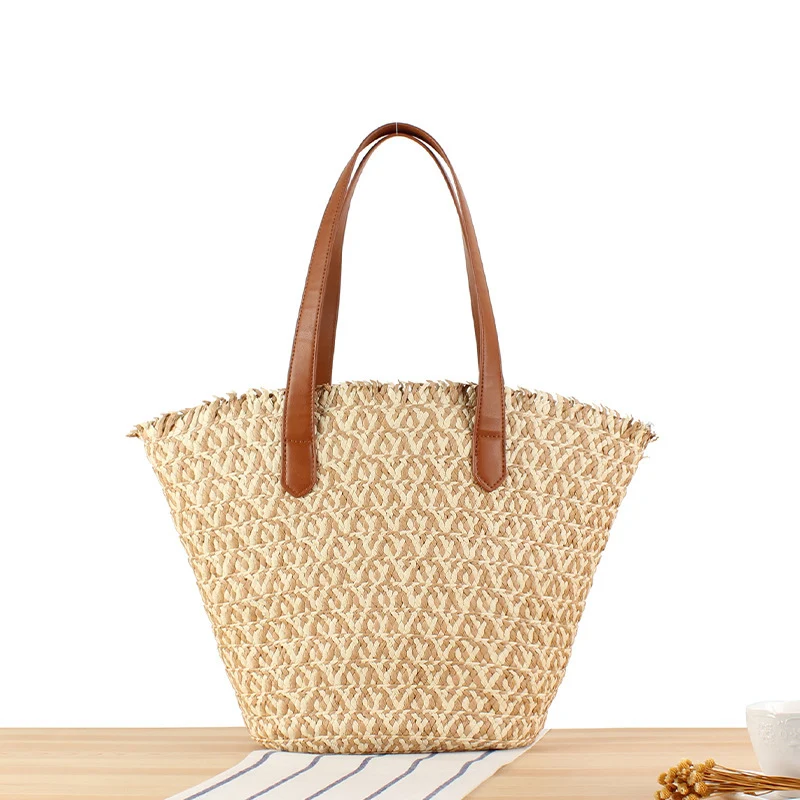 Elegante Korbtasche mit feinem Muster Skanto