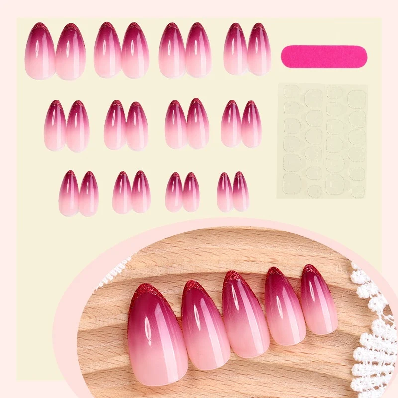 Künstliches Nagelset mit Ombre-Design und Glitter-Spitzen Brehn