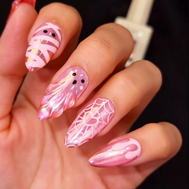 Künstliches Nagelset mit Halloween-Motiv und Glitzerakzenten Brehn