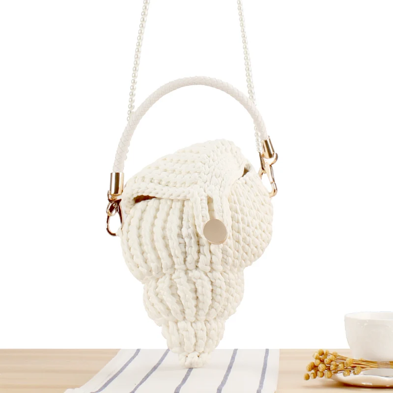 Elegante Handtasche im Muschel-Design Skanto