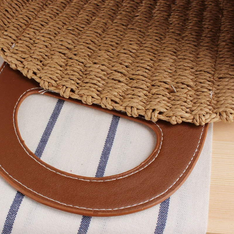 Natur-Raffia-Tragetasche mit eleganten Lederdetails Skanto