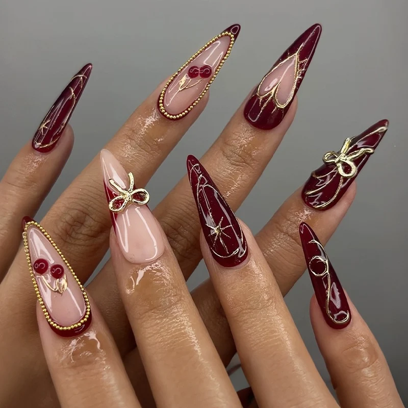 Künstliche Kunstnägel mit elegantem Design Brehn