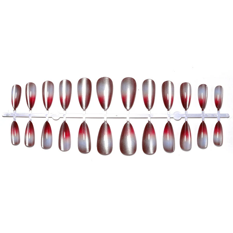 Künstliche Stiletto-Nägel mit Ombre-Effekt Brehn
