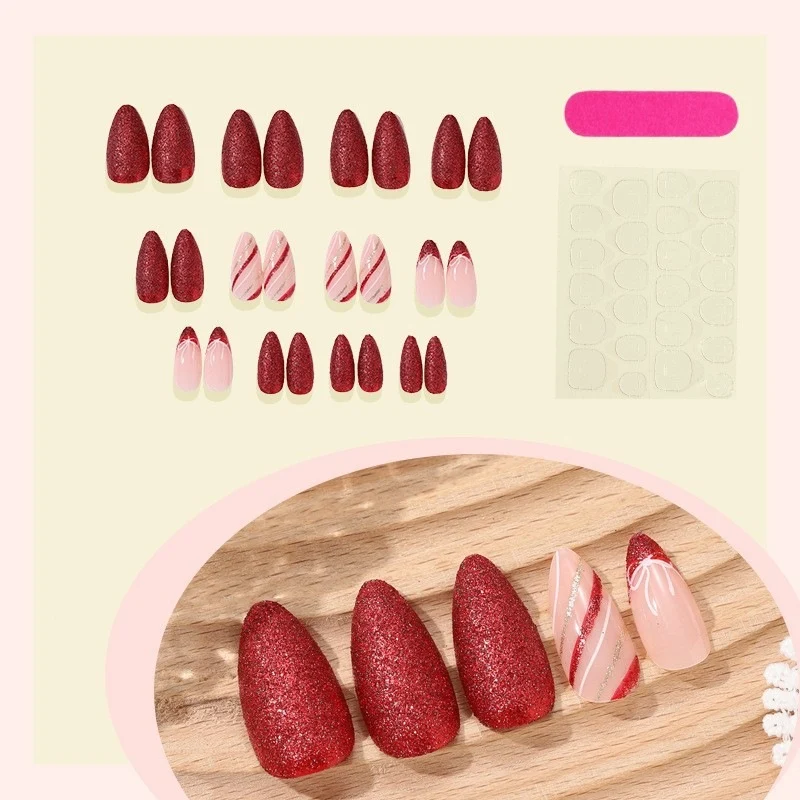 Künstliche Nagelspitzen mit Ombre-Design Brehn
