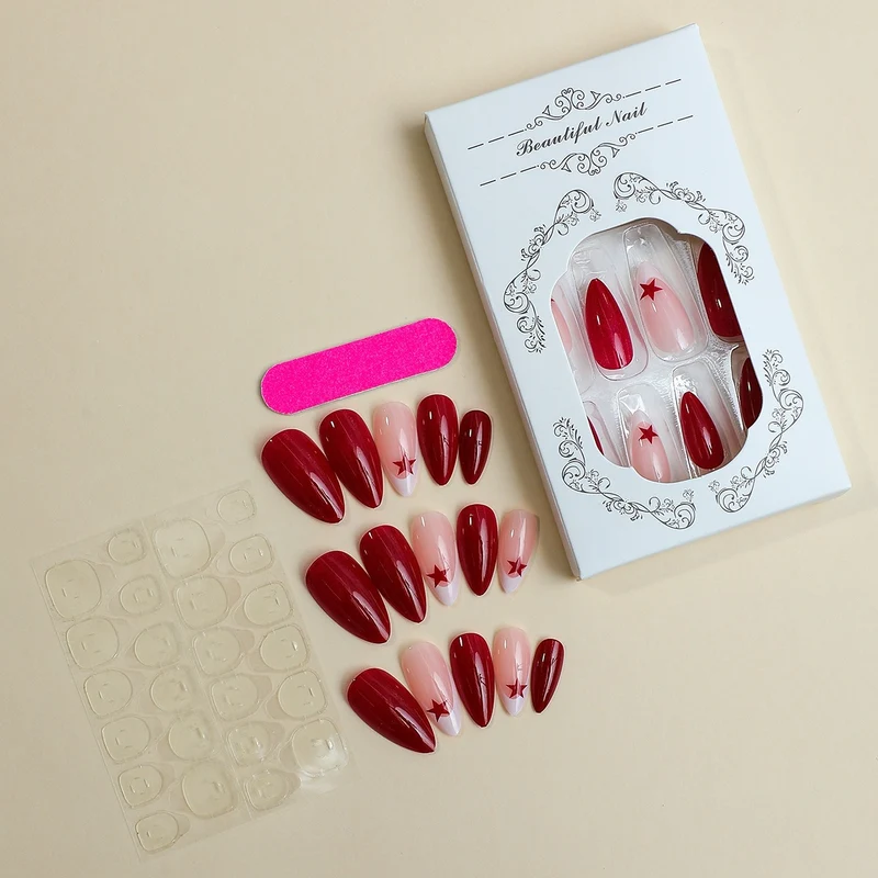 Künstliche Fingernägel mit Sternenmotiven Brehn