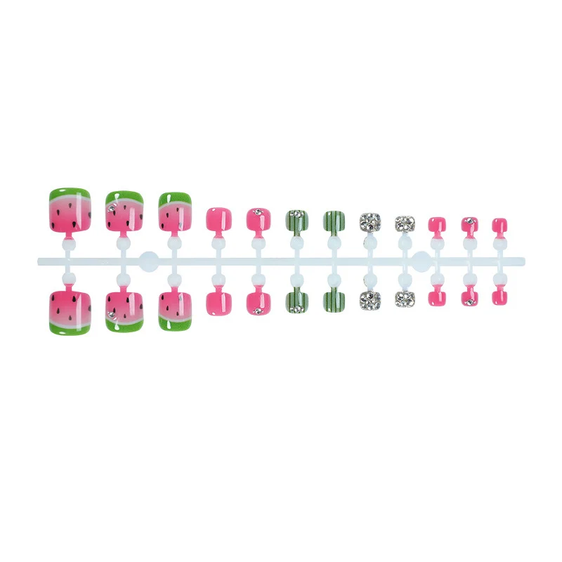 Kreatives Kunstnagelset mit Wassermelonenmotiv Brehn