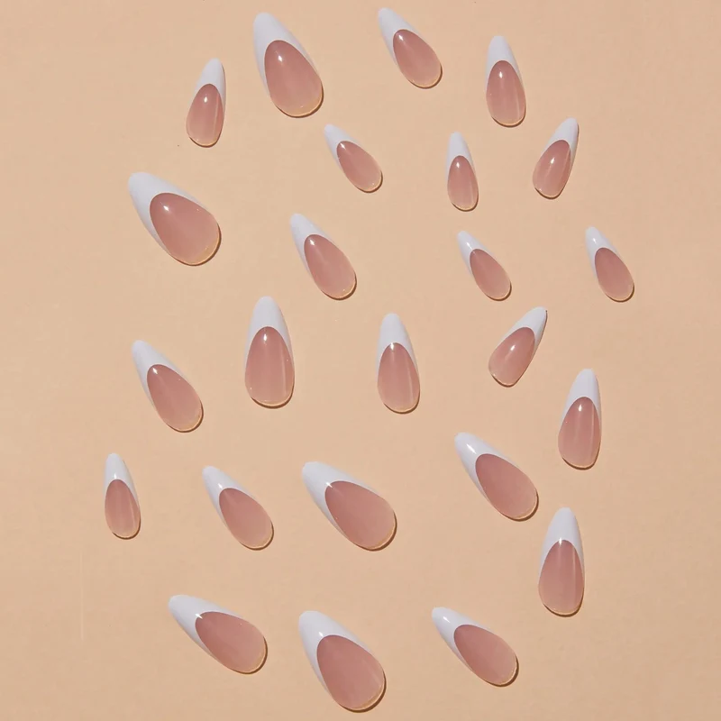 Künstliche Nagelspitzen im eleganten Tropfen-Design Brehn