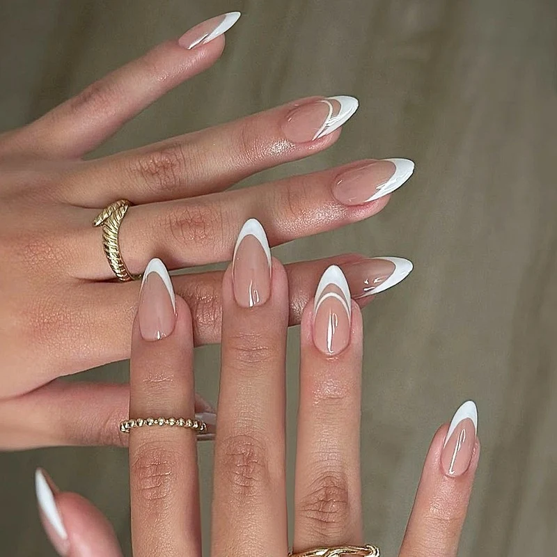 Künstliche Nagelspitzen im eleganten Design Brehn