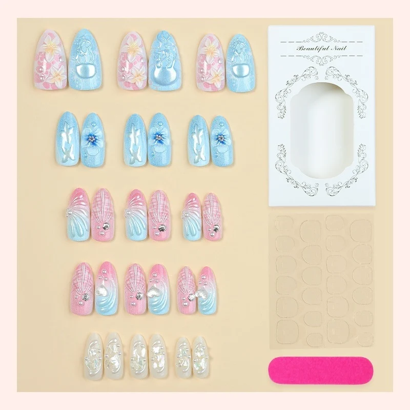 Kreatives Kunstnagelset mit Glitzer- und Einhornmotiven Brehn
