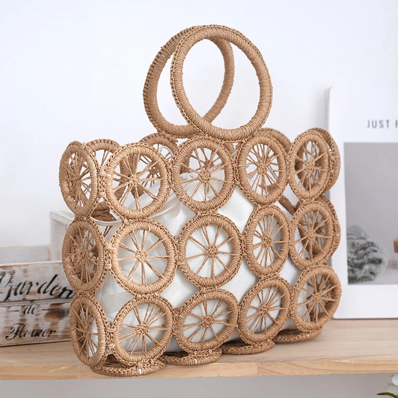 Handtasche mit kunstvollen Kreisdetails Skanto