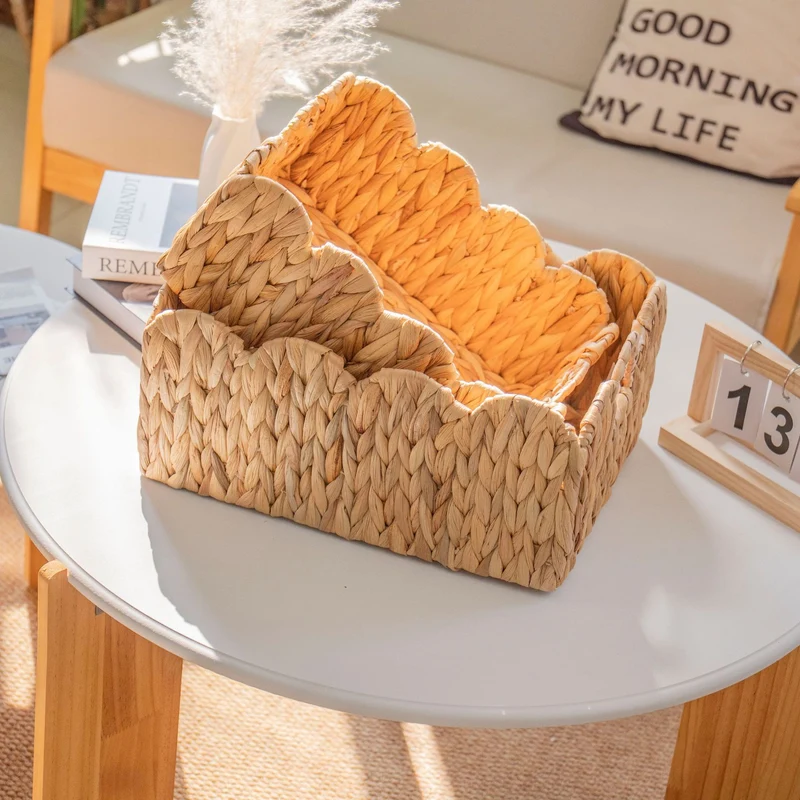 Scalloped Woven Serving Tray Karnz