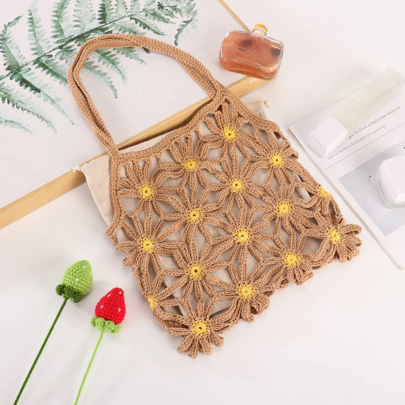 Handgefertigte, floral verzierte Einkaufstasche Skanto