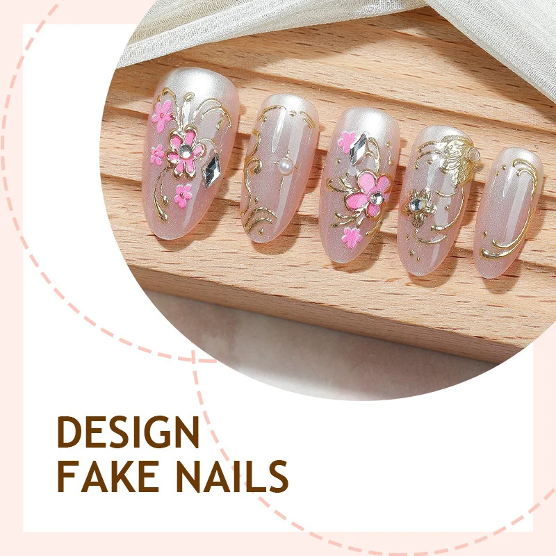Glitzernde Kunstnägel mit floralem Design Brehn
