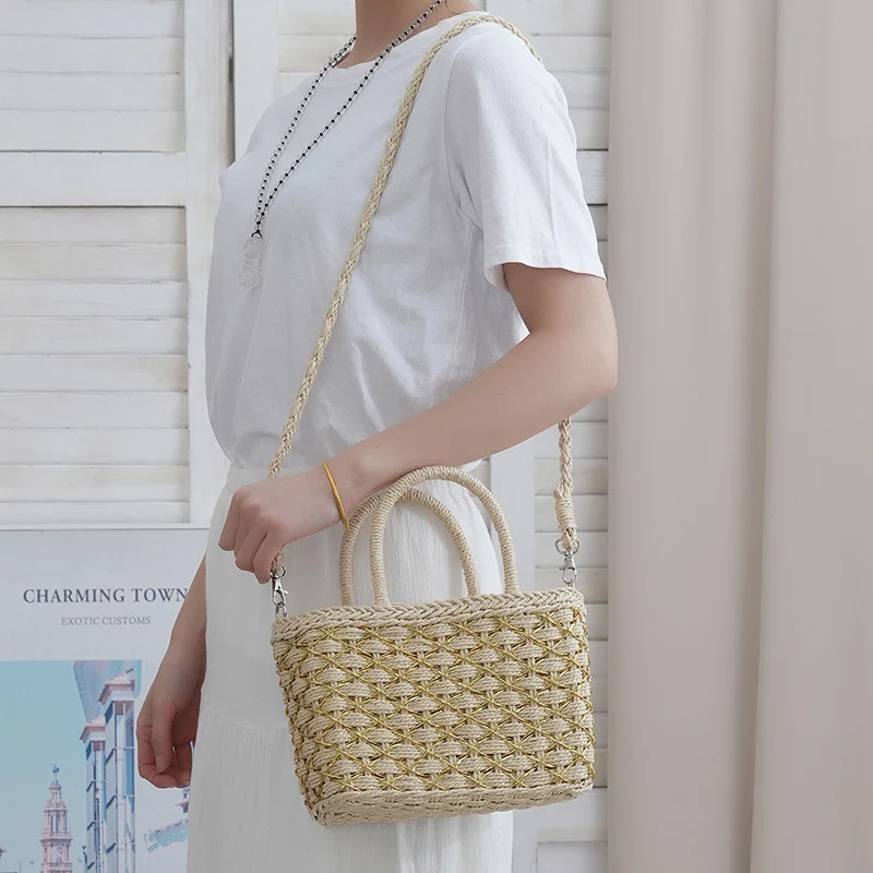 Stylische Rattan-Handtasche Skanto
