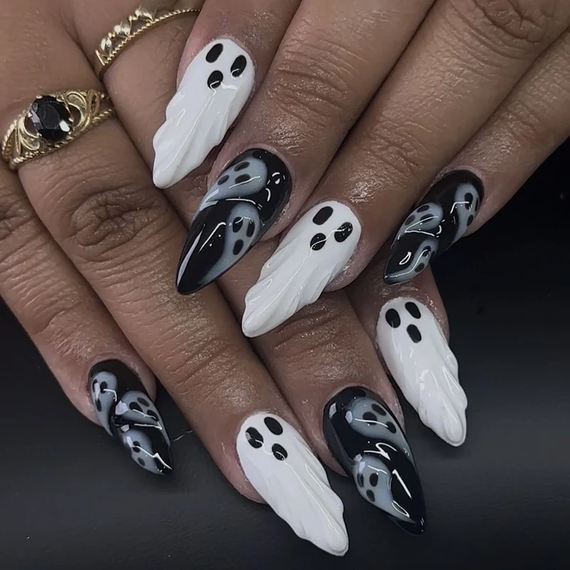 Kreatives Kunstnagelset mit Gespenstermotiven Brehn