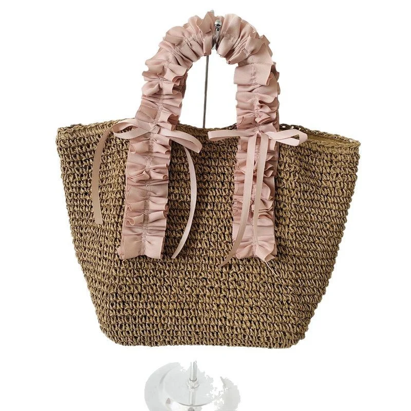Gehäkelte Strandtasche mit eleganten Satin-Details Skanto