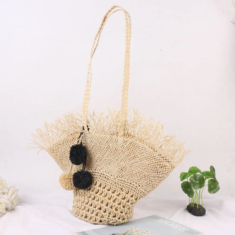 Elegante Korbtasche mit Fransen-Design Skanto