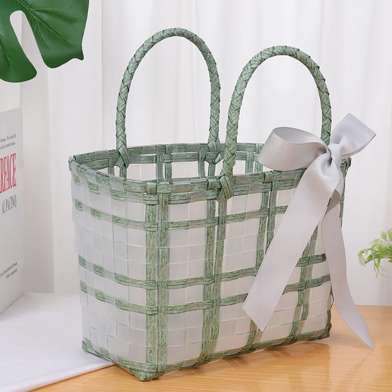 Dekorative Korbtasche mit eleganter Schleife Skanto