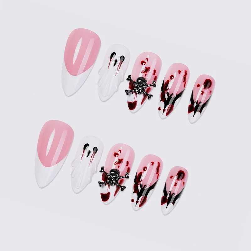 Kreatives Halloween Kunstnagelset mit gruseligen Motiven Brehn