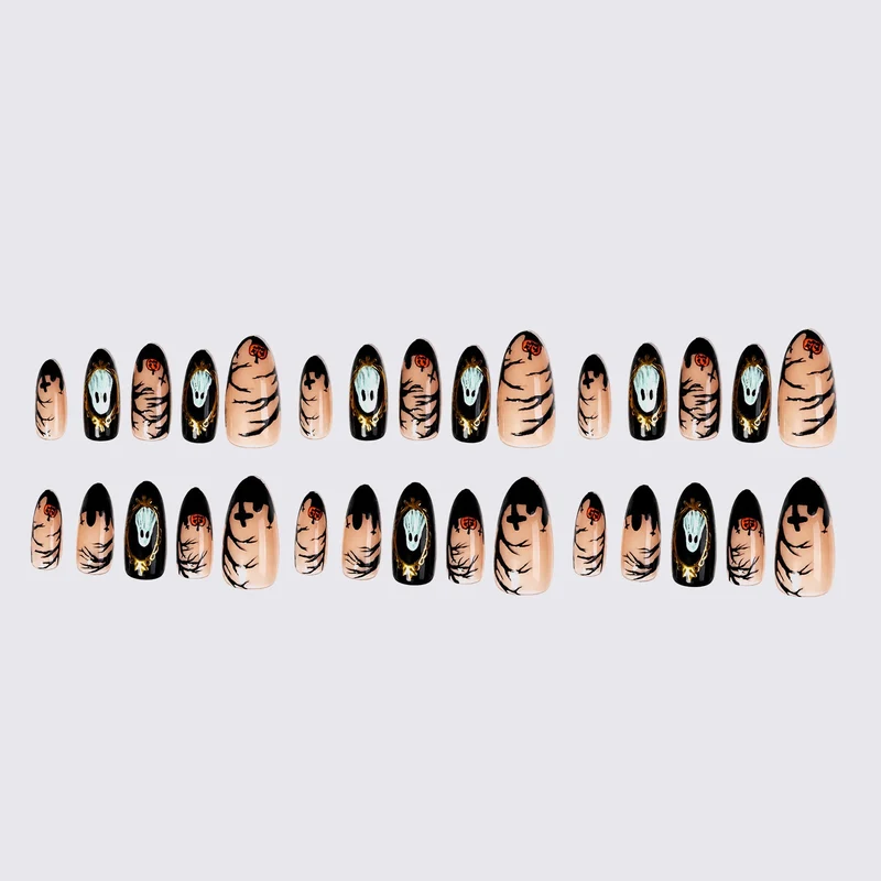 Kreatives Halloween Kunstnagelset mit Geister- und Kürbisdesigns Brehn