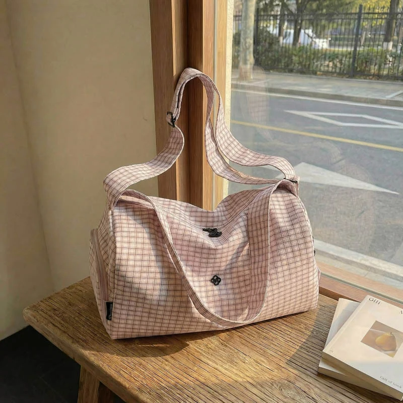 Sportliche und stilvolle Damen-Reisetasche Skanto