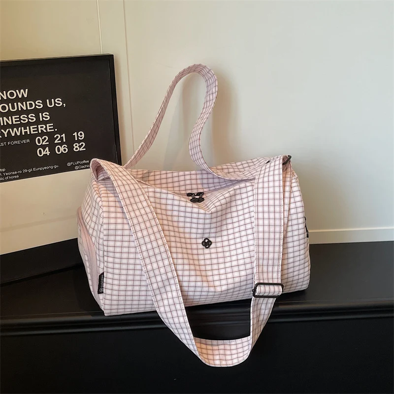 Sportliche und stilvolle Damen-Reisetasche Skanto