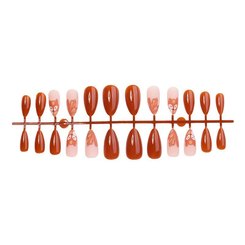 Kreative Kunstnagelkollektion Brehn