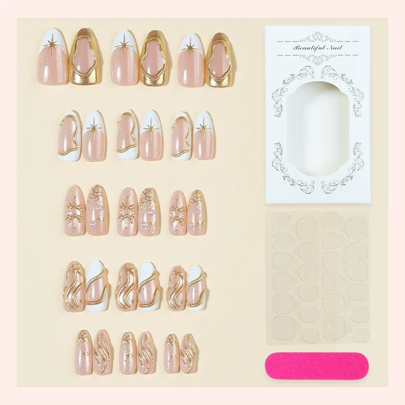 Glamouröse Kunstnägel mit exquisiten 3D-Details Brehn