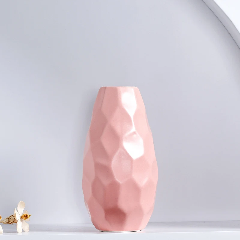 Einzigartige geometrische Keramikvase Brehn