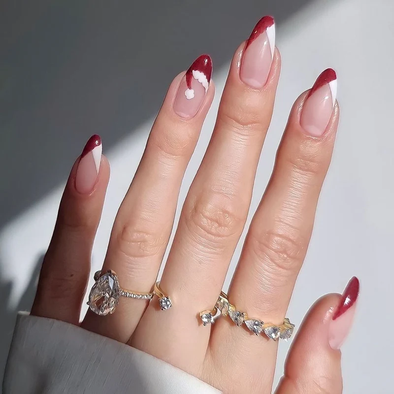 Elegantes Kunstnagelset mit strahlend grünen French-Spitzen Brehn