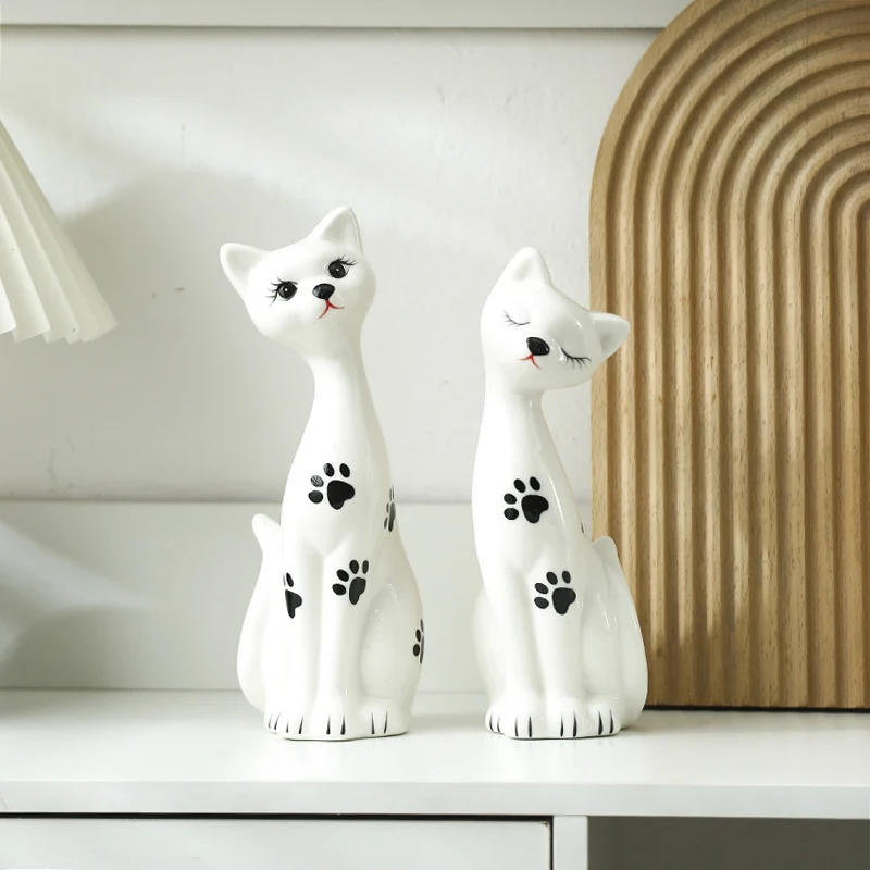 Verspieltes Keramikkatzenfiguren-Set Brehn