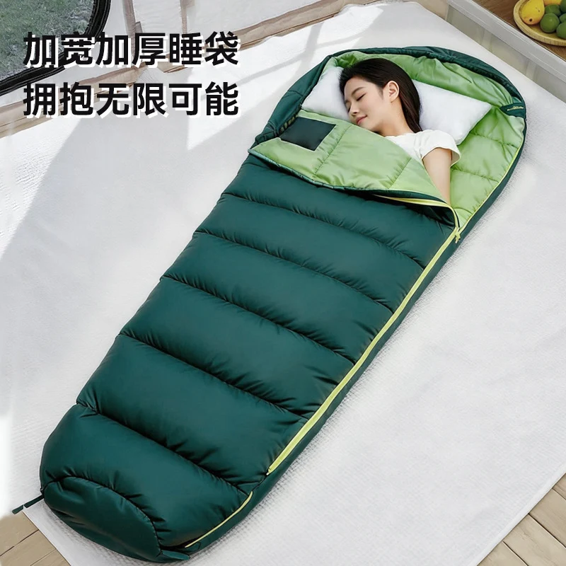 Bequemer Schlafsack mit integrierter Kapuze Skanto