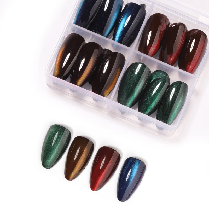 Elegantes Kunstnagelset mit Hochglanz und spitzen Design Brehn