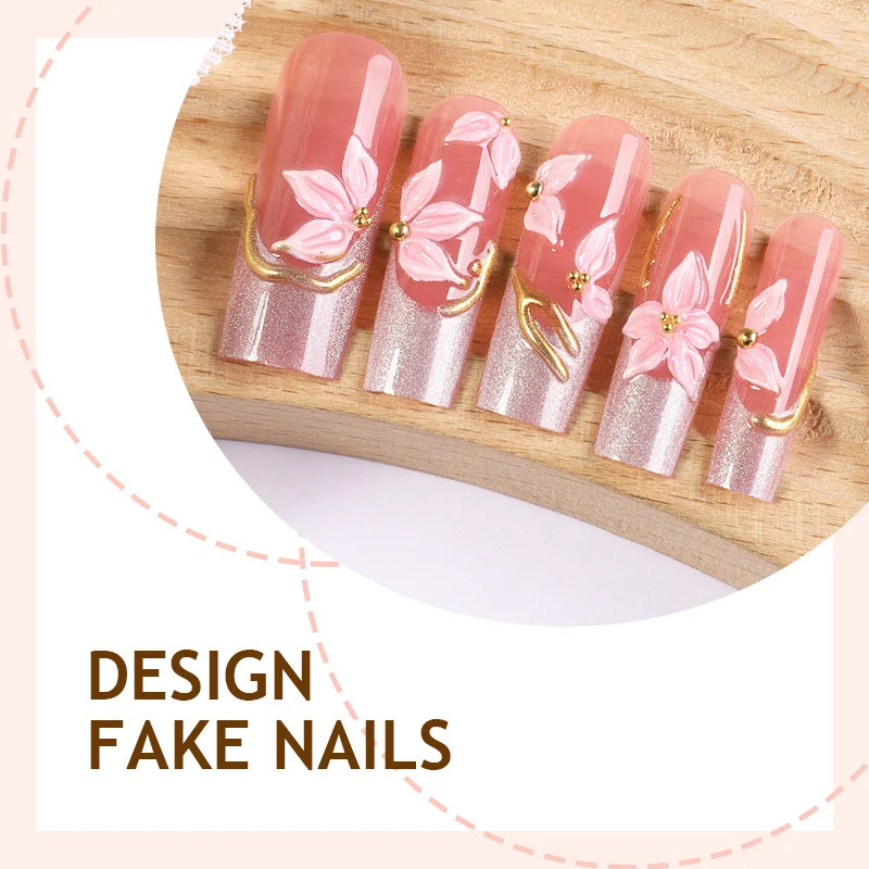 Elegantes Kunstnagelset mit floralen Designs und Glitzerakzenten Brehn