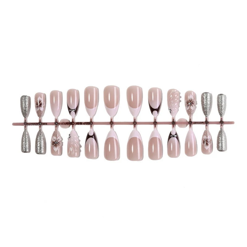 Elegante Kunstnägel Set Brehn