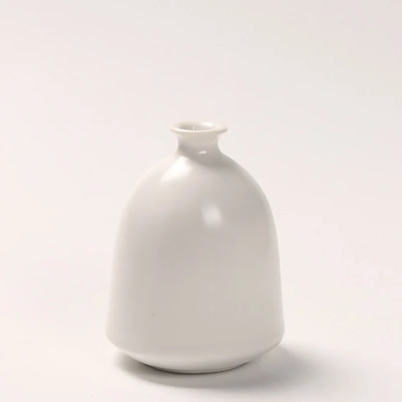 Minimalistische Keramik Knospenvase Brehn