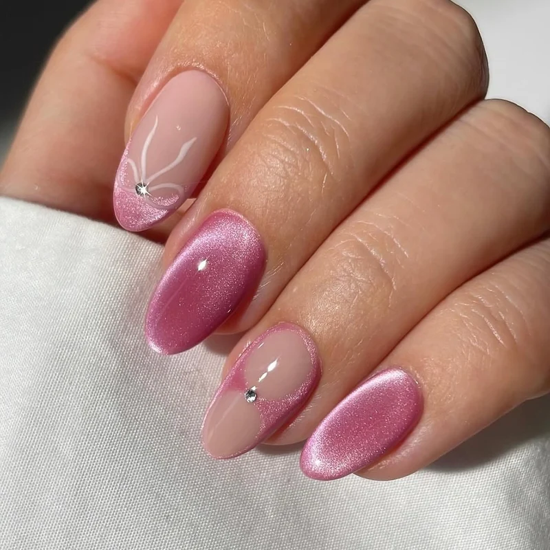 Elegante Kunstnägel mit Glitzerakzenten Brehn