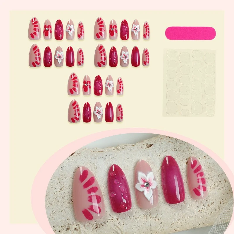 Stylisches Florales Press-On Nagelkunst Set